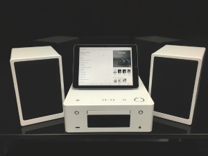 حقيبة ظهر قماشية بتصميم بسيط